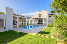 Hus till salu i PIETRASANTA (LU)