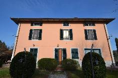 Hus till salu i MONTECARLO (LU)