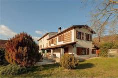 Hus till salu i CAMAIORE (LU)
